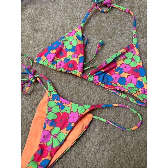 Frankie’s Bikini Groovy Set - Picture 6 of 12